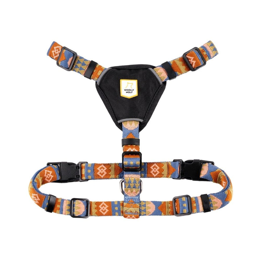 Nightless Night Harness — productfoto op witte achtergrond