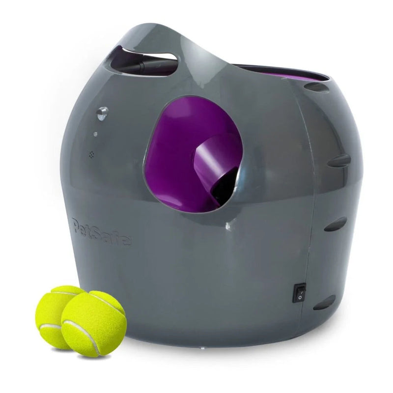 PetSafe Automatische Balwerper — productfoto op witte achtergrond