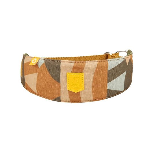 Cloudbeam Soft Martingale Collar — productfoto op witte achtergrond