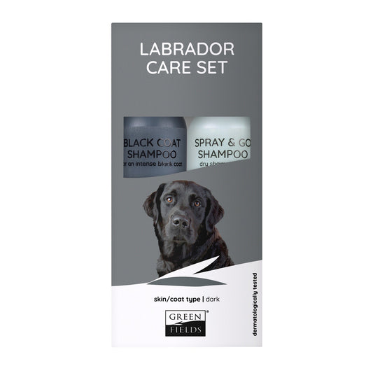 Greenfields Labrador Care Set — productfoto op witte achtergrond