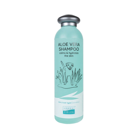 Greenfields Shampoo Aloë Vera — productfoto op witte achtergrond
