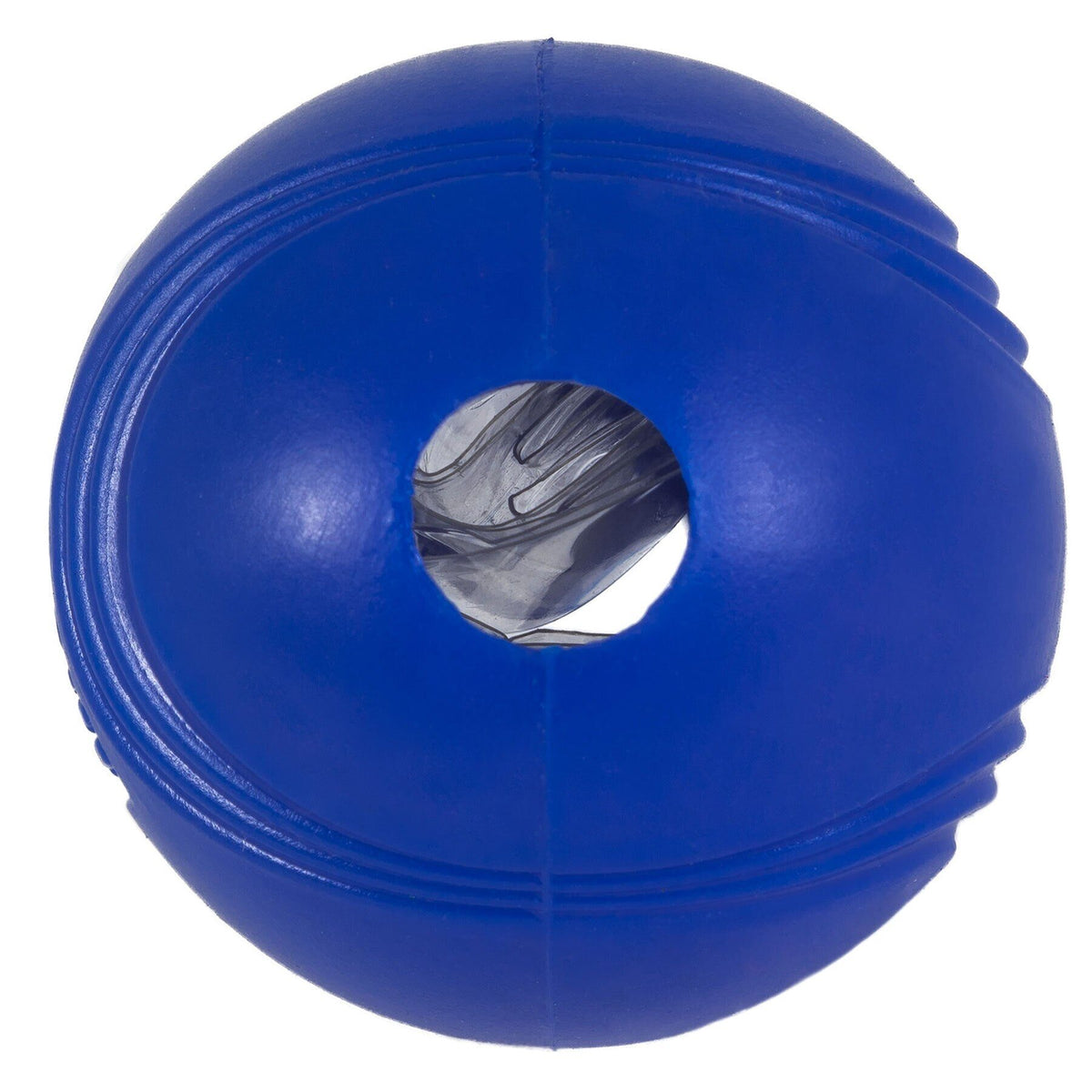 Chuckit! Super Crunch Bal met opening waardoor het knisperflesje binnenin zichtbaar is