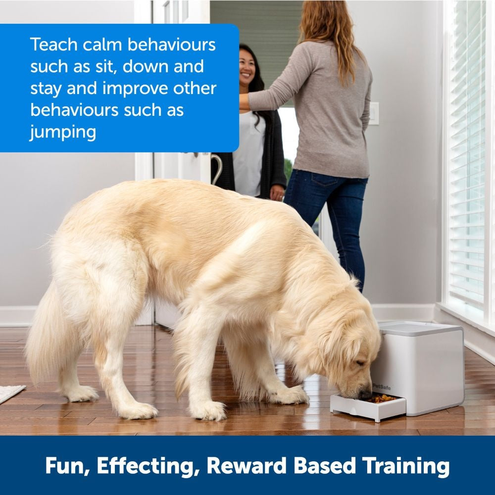 PetSafe Teach & Treat Afstandstrainer — product- en sfeerfoto 5