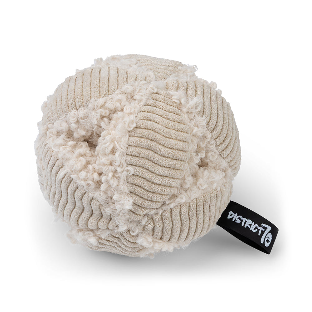 District 70 BOBBY Snuffelbal — product- en sfeerfoto 14, kleur meringue